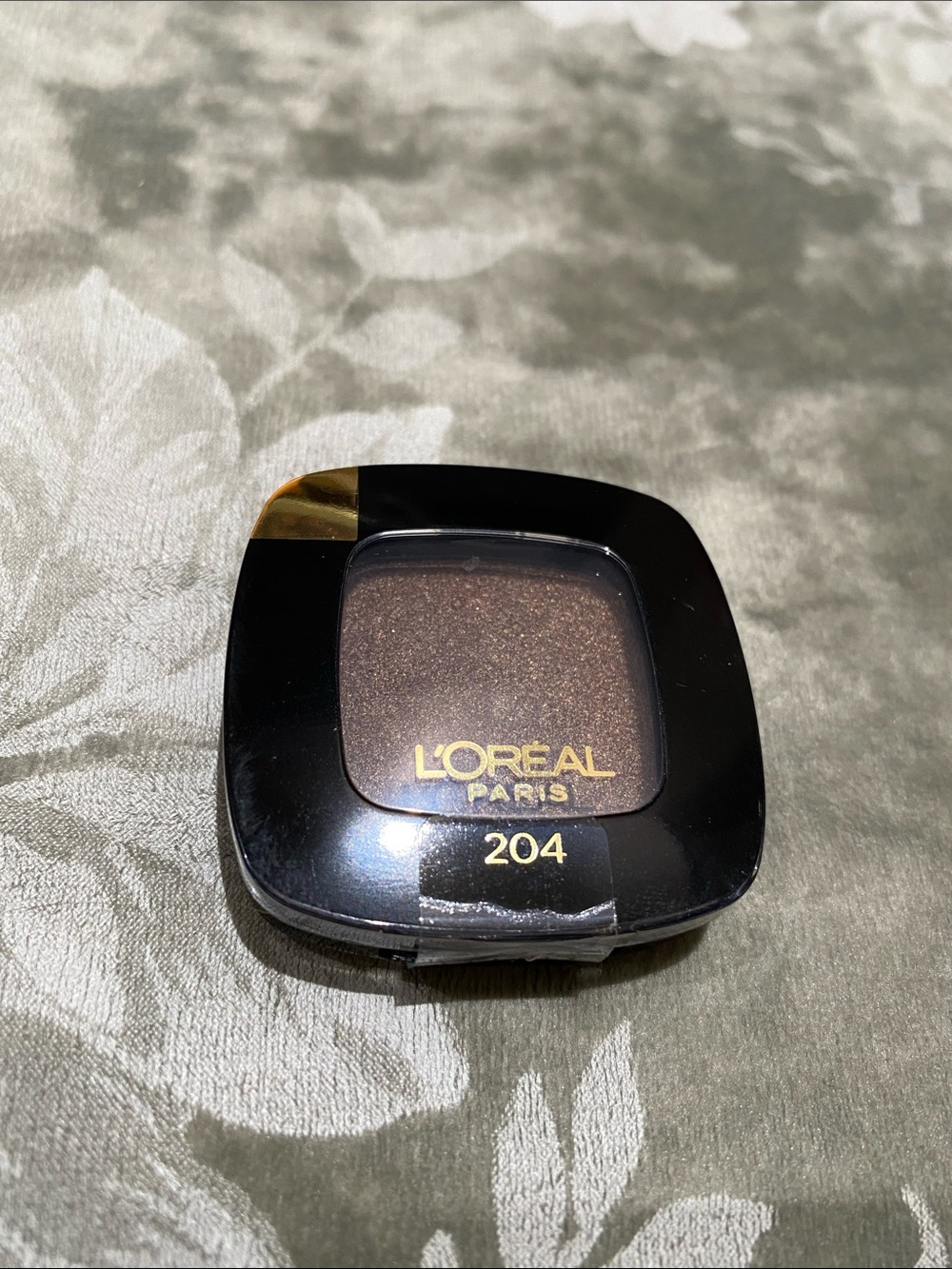 L’Oréal Paris Colour Riche Single Eyeshadow Quartz Fumé 204 - NWT